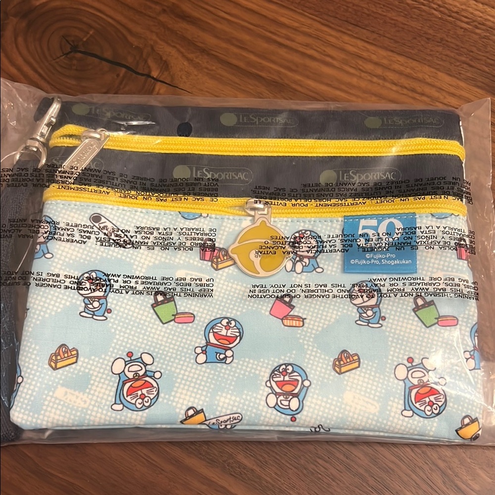 Doraemon Pouch with double zipper